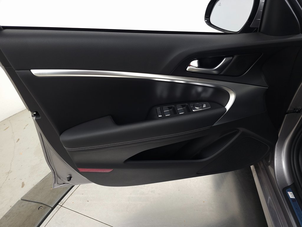 New 2026 Genesis G70 2.5T AWD/4WD image 9