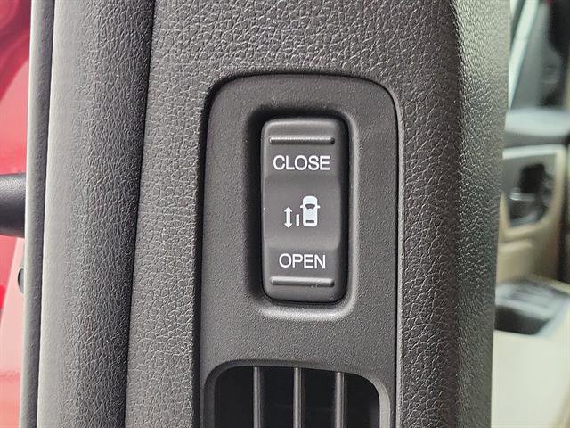 Used 2023 Honda Odyssey EX-L image 16