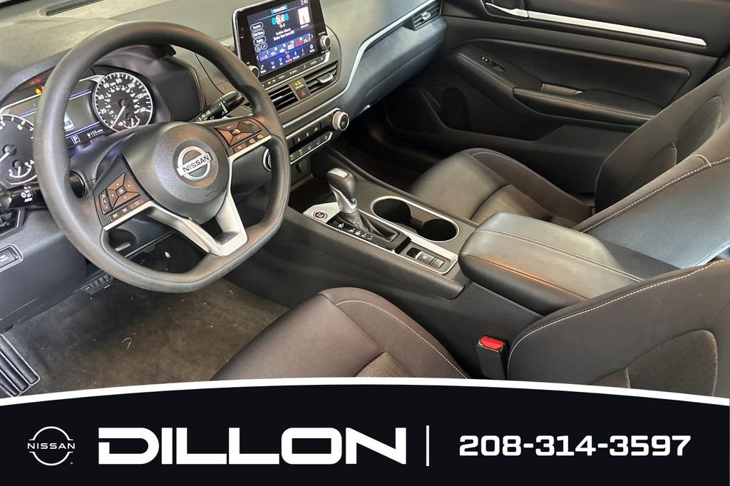 Used 2022 Nissan Altima 2.5 SV AWD/4WD image 4