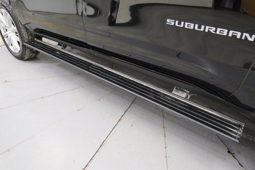 Used 2021 Chevrolet Suburban High Country w/ Premium Package image 39