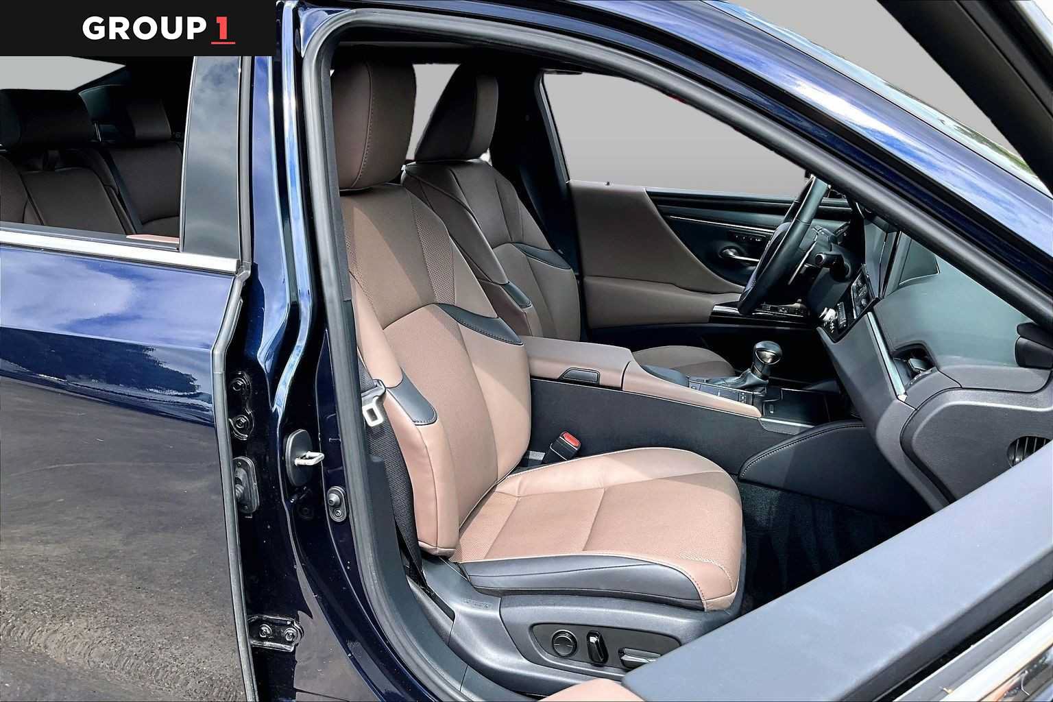 Certified 2022 Lexus ES 350 w/ Premium Package FWD image 8