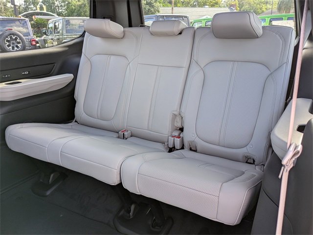 New 2025 Jeep Wagoneer Series II image 15