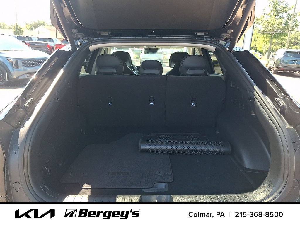 Certified 2025 Kia EV6 Wind AWD/4WD image 31
