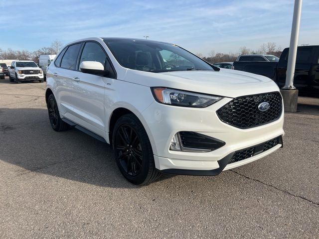 Certified 2024 Ford Edge ST-Line AWD/4WD image 2