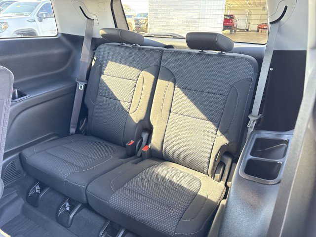 Certified 2023 GMC Acadia SLE w/ Driver Convenience Package image 24