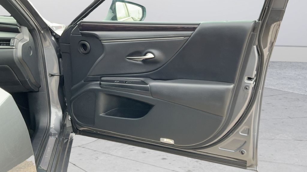 Used 2021 Lexus ES 350 w/ Premium Package FWD image 23