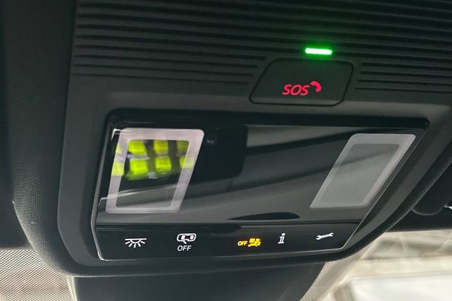 Used 2023 Volkswagen GTI 40th Anniversary Edition FWD image 36