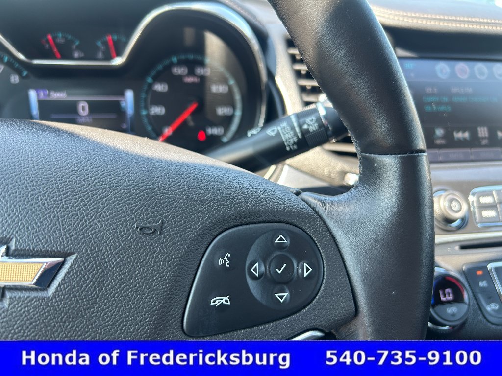 Used 2018 Chevrolet Impala Premier w/ Premier Convenience Package FWD image 18