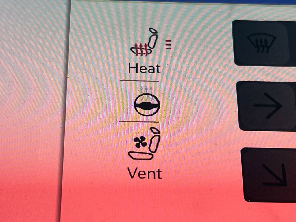 Used 2022 Jeep Wagoneer Series III w/ Flexible Seating Group image 16