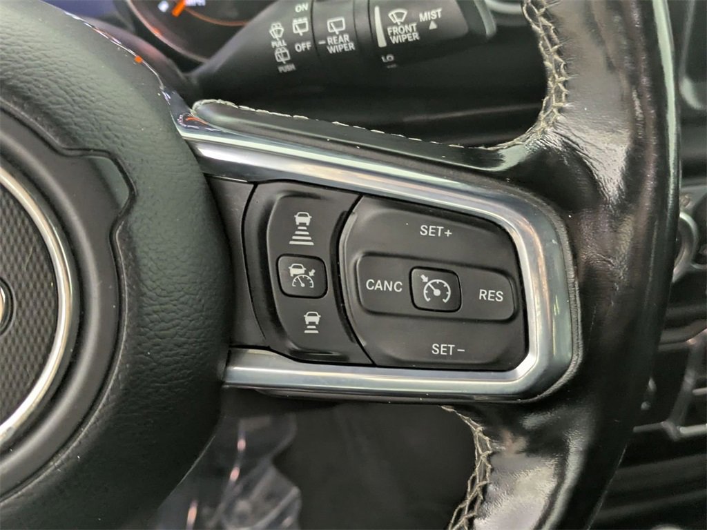 Certified 2020 Jeep Wrangler Unlimited Sahara image 16