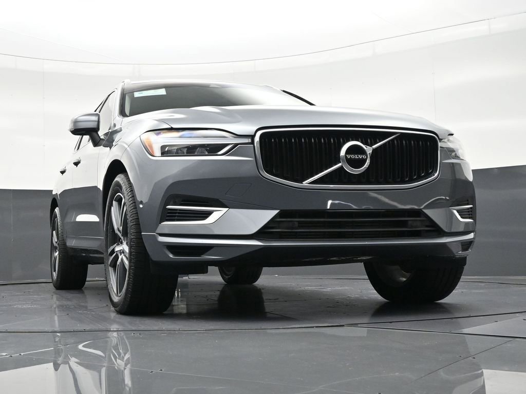 Used 2019 Volvo XC60 T8 Momentum w/ Premium Package image 28