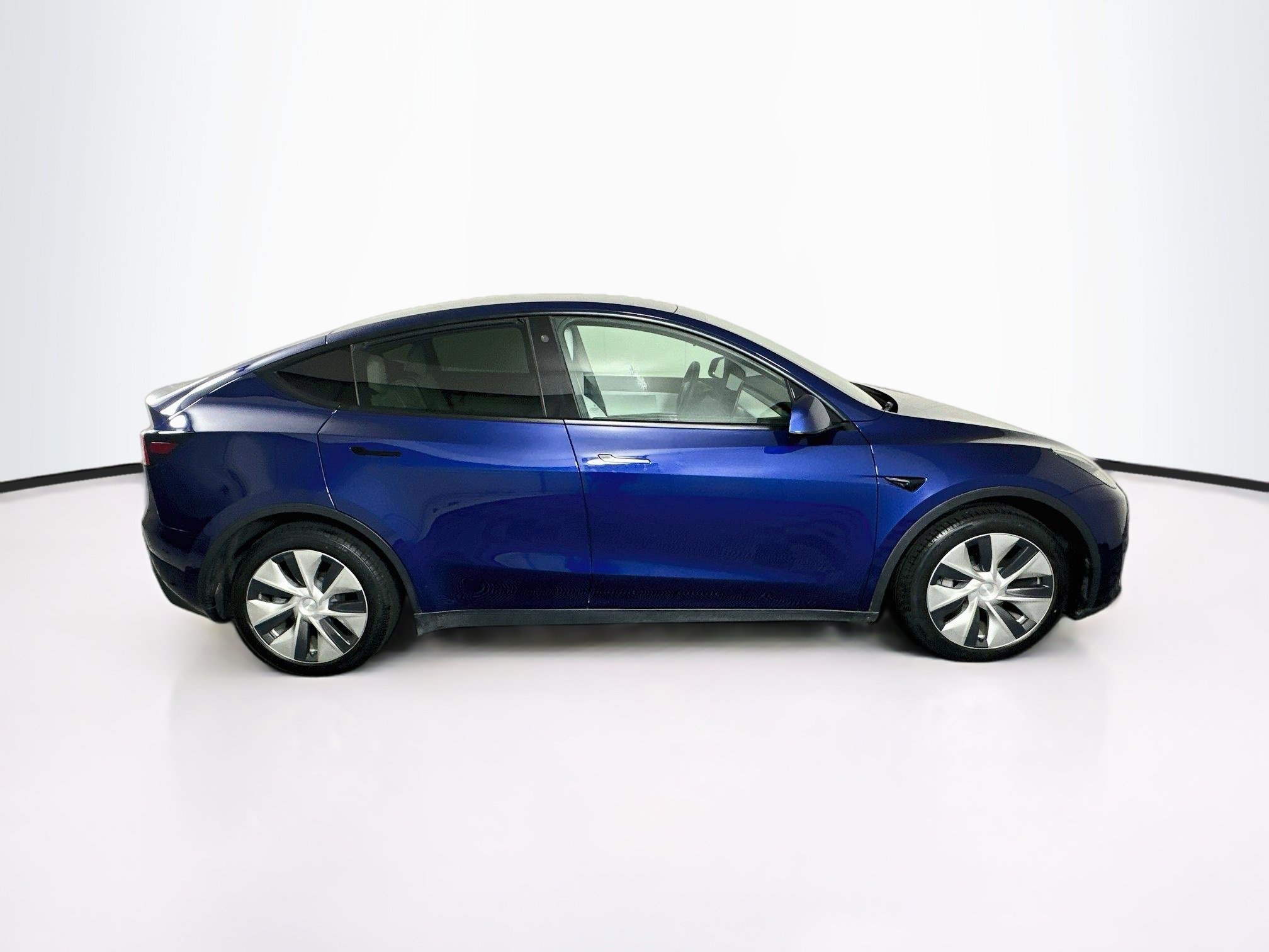 Used 2021 Tesla Model Y Long Range AWD/4WD image 10