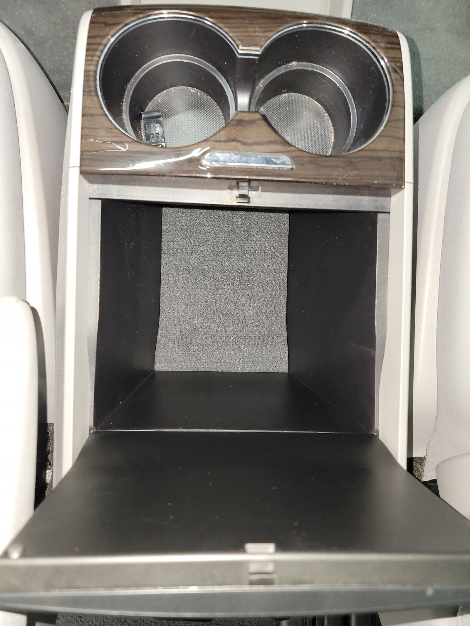 Used 2019 Toyota Sienna XLE image 29