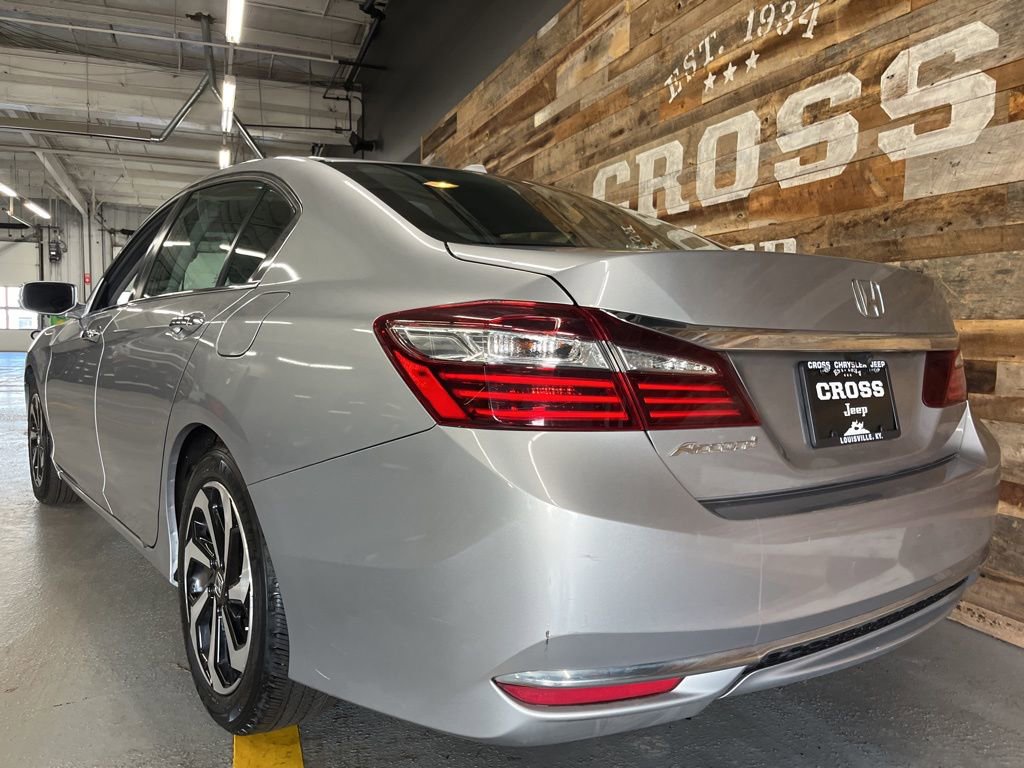 Used 2016 Honda Accord EX image 19