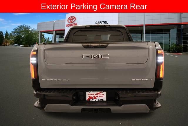 Used 2024 GMC Sierra EV Denali AWD/4WD image 4