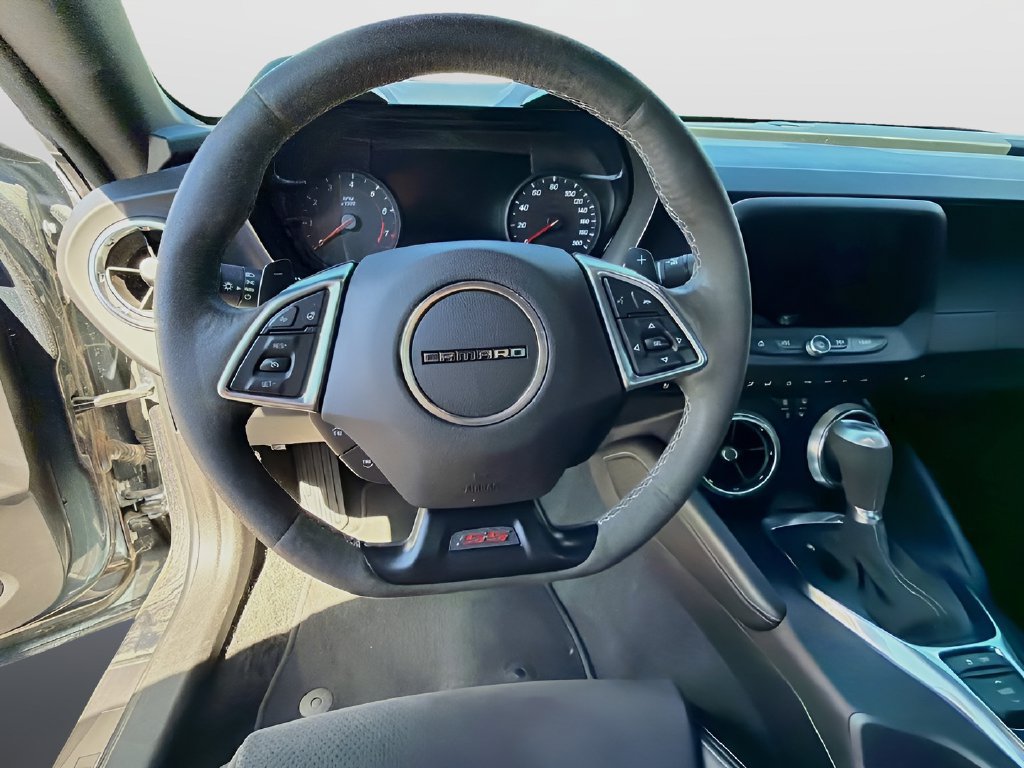 Used 2022 Chevrolet Camaro SS RWD image 11