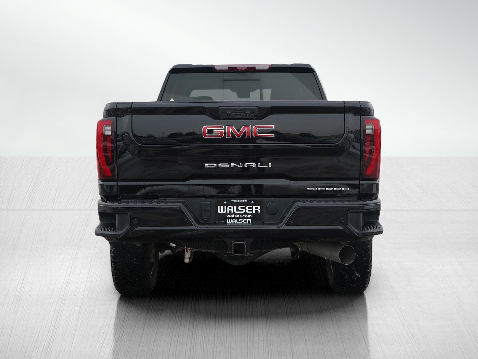 Used 2025 GMC Sierra 3500 Denali w/ Denali Reserve Package image 4
