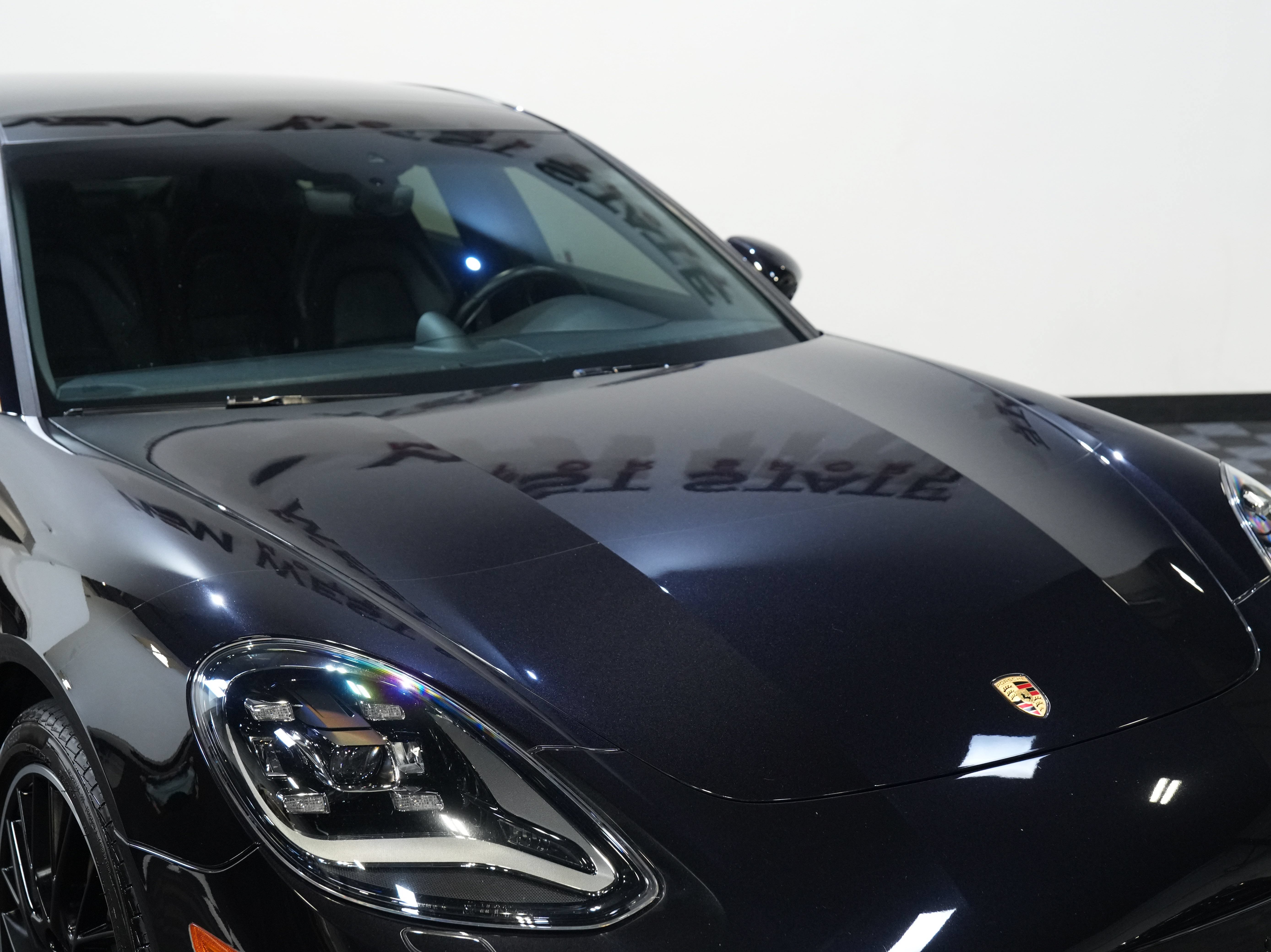 Used 2018 Porsche Panamera 4S AWD/4WD image 12