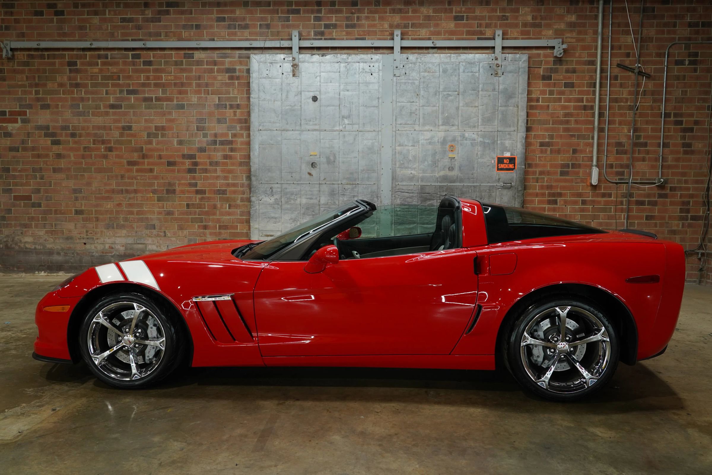 Used 2011 Chevrolet Corvette Grand Sport w/ Preferred Equipment Group image 35