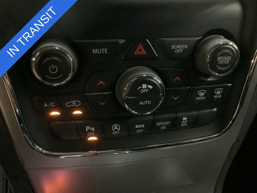 Used 2018 Jeep Grand Cherokee Laredo AWD/4WD image 40