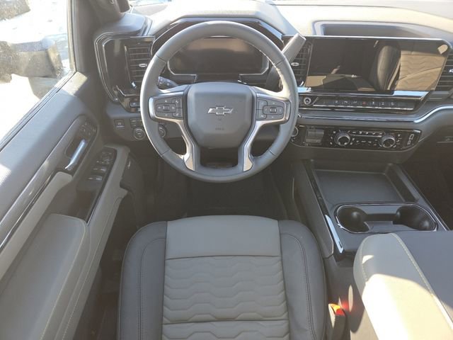 New 2026 Chevrolet Silverado 2500 ZR2 w/ LPO, Dark Essentials Package image 33