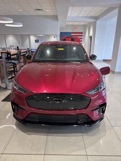 New 2025 Ford Mustang Mach-E GT image 4