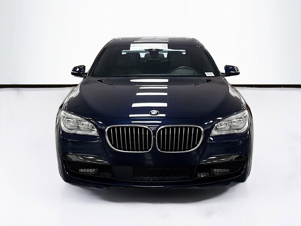 Used 2015 BMW 750Li image 2