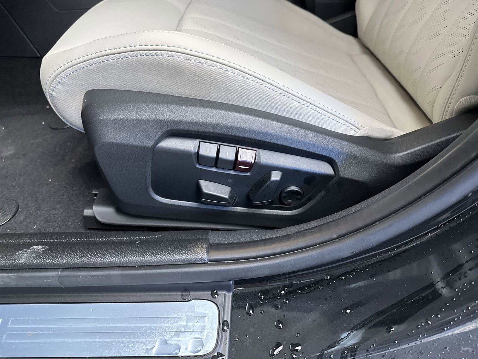 New 2026 MINI Cooper 4-Door Hardtop FWD image 14