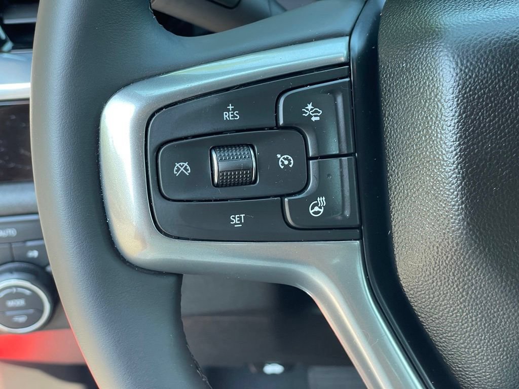 Used 2025 Chevrolet Silverado 1500 LT AWD/4WD image 16