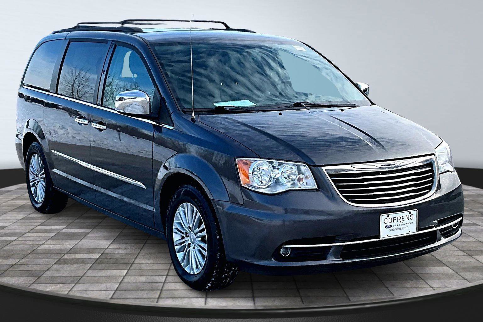 Used 2015 Chrysler Town & Country Touring-L w/ Driver Convenience Group