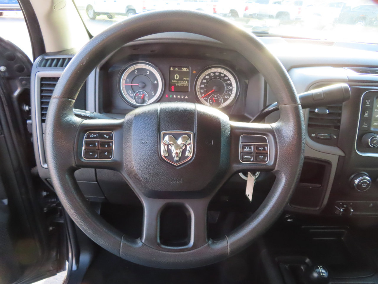 Used 2018 RAM 2500 Tradesman w/ Chrome Appearance Group image 32