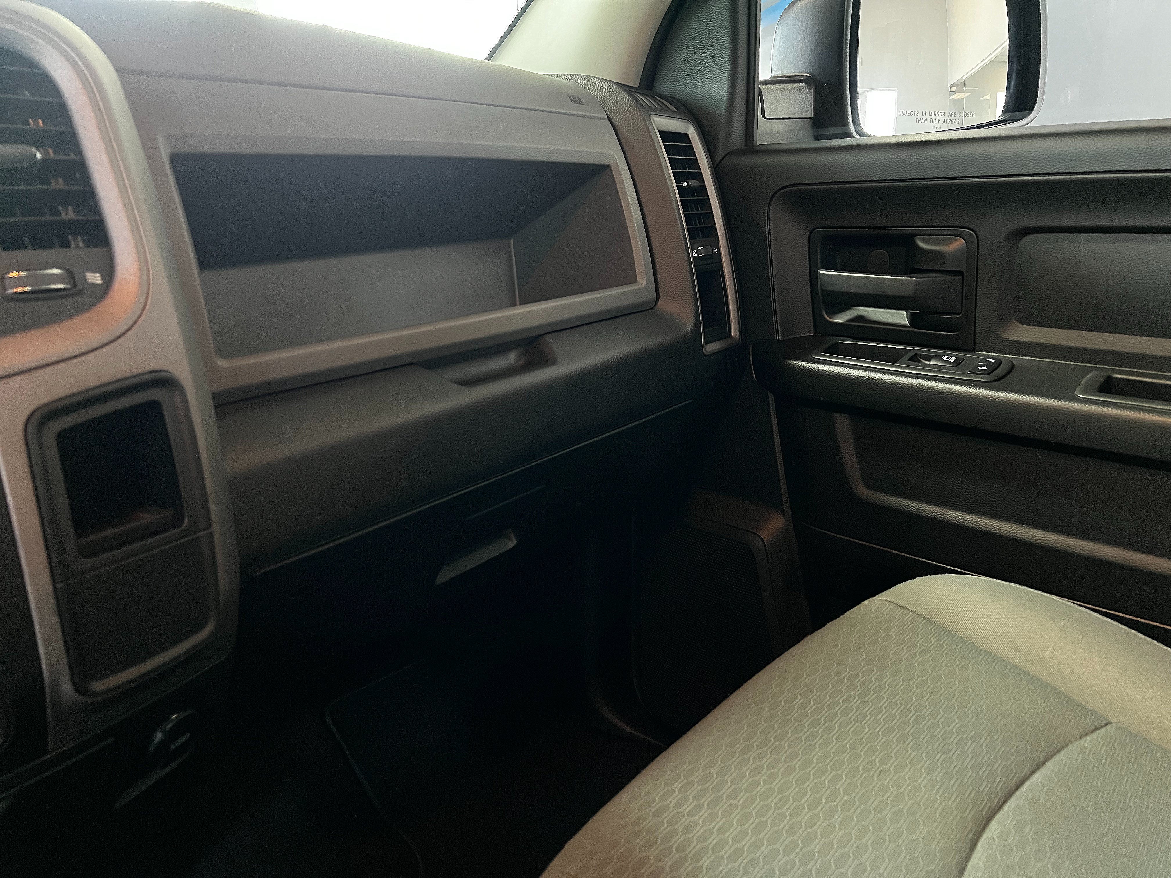 Used 2019 RAM 1500 Express w/ Wheel & Sound Group AWD/4WD image 16