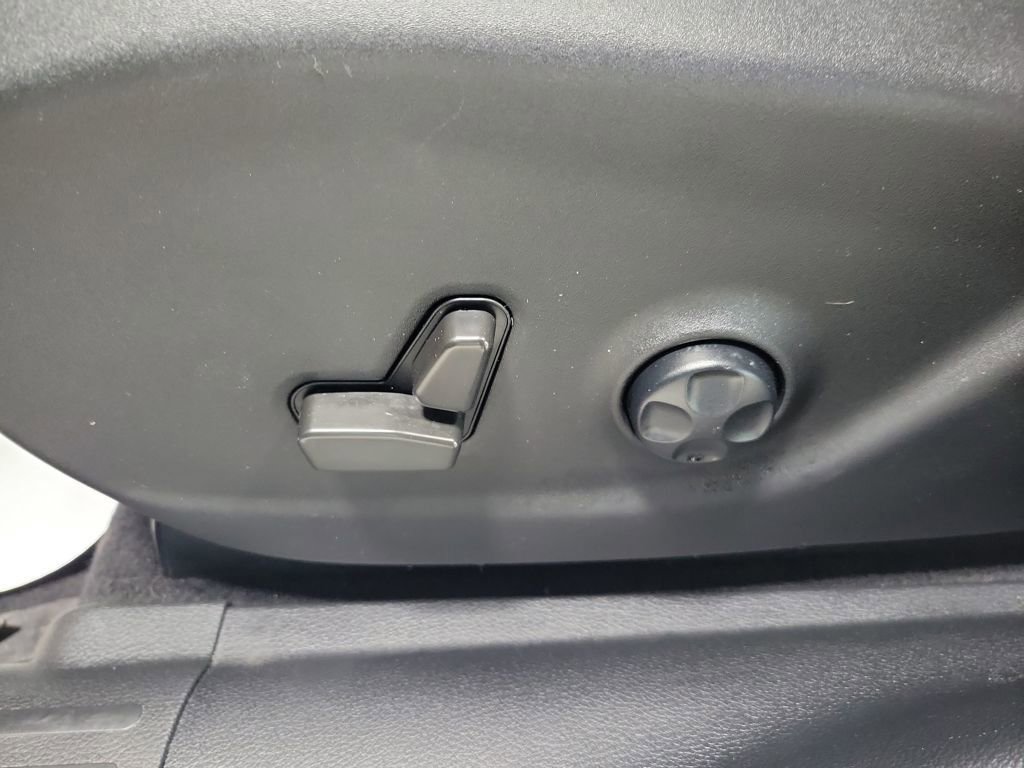 Used 2021 Jeep Cherokee Latitude Lux image 38