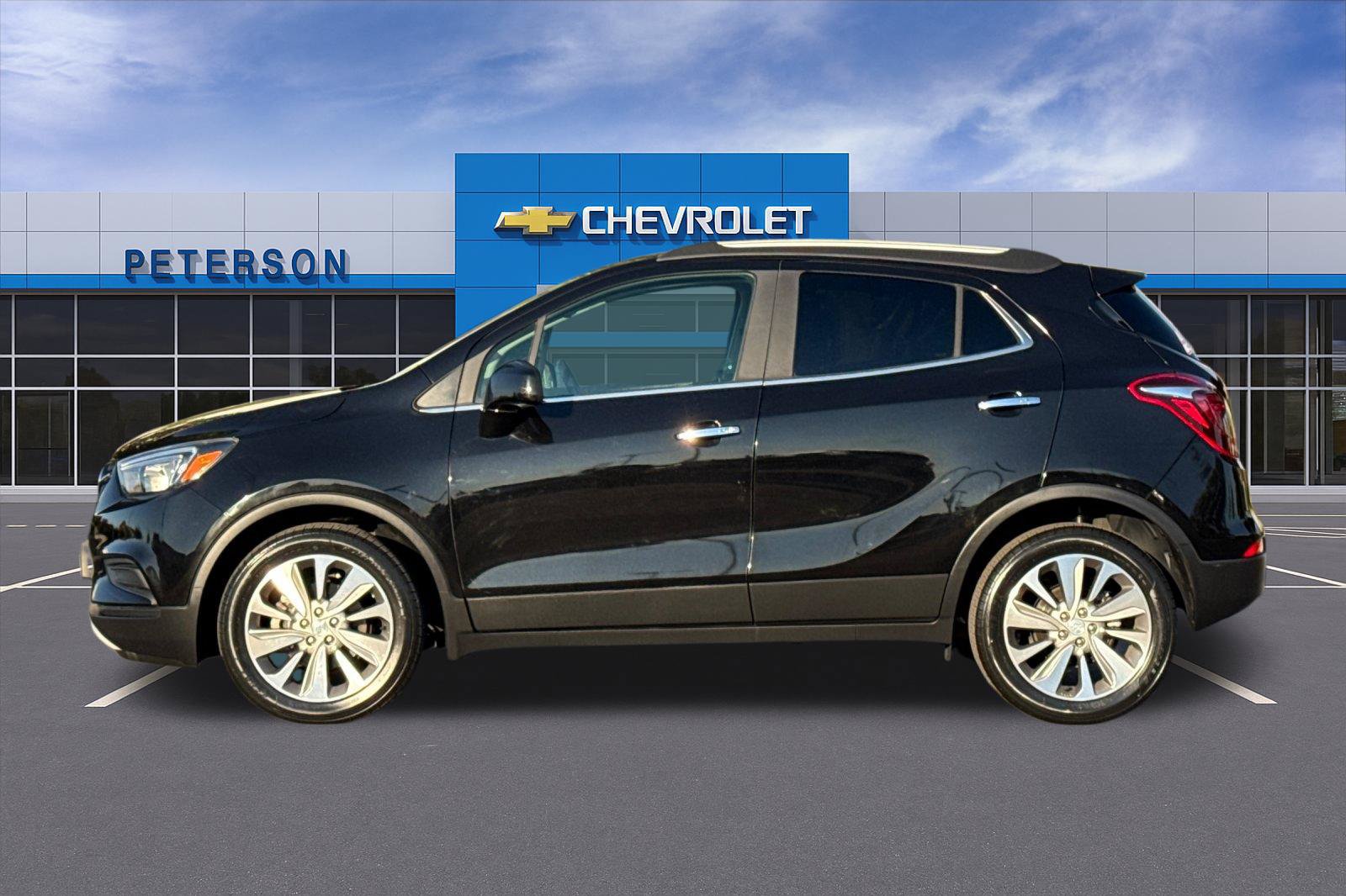 Certified 2020 Buick Encore Preferred w/ Safety Package FWD image 7