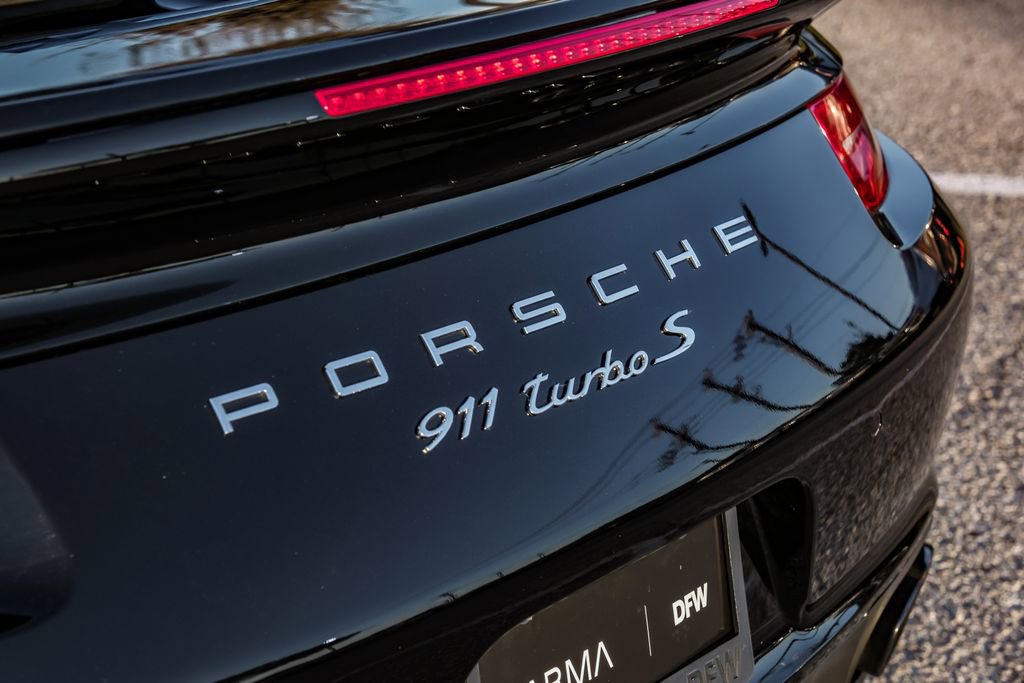 Used 2015 Porsche 911 Turbo S image 47