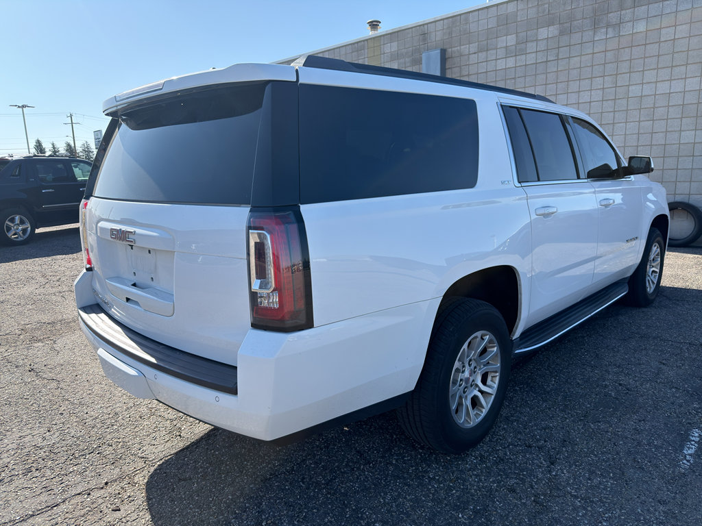 Used 2019 GMC Yukon XL SLT AWD/4WD image 3