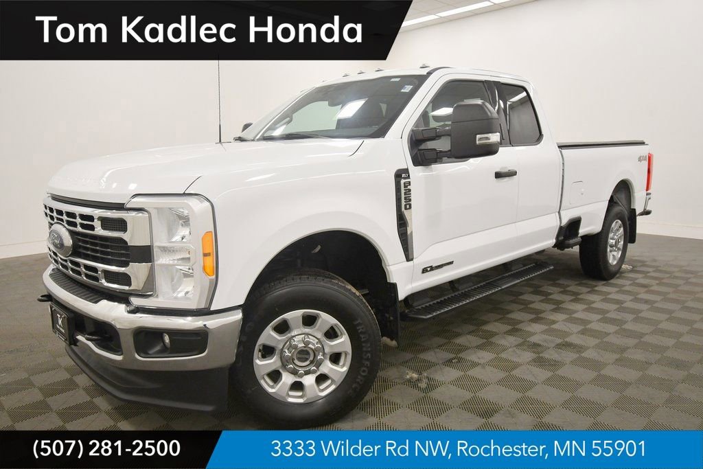 Used 2023 Ford F250 XLT AWD/4WD image 1