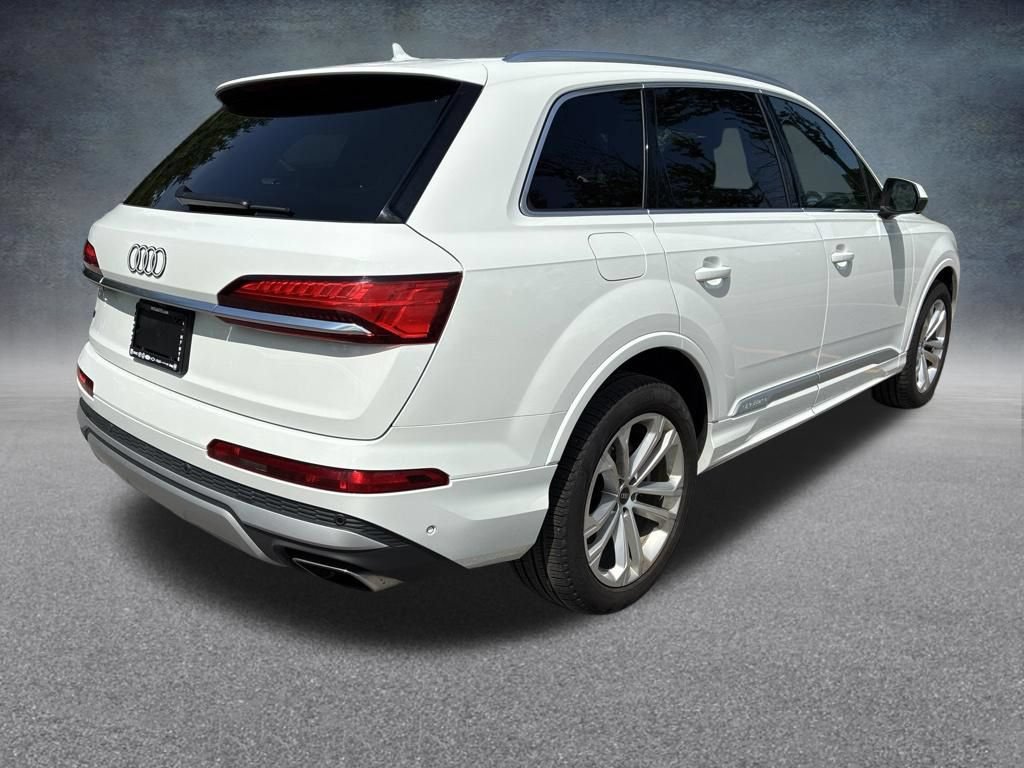 Used 2025 Audi Q7 3.0T Premium Plus AWD/4WD image 5