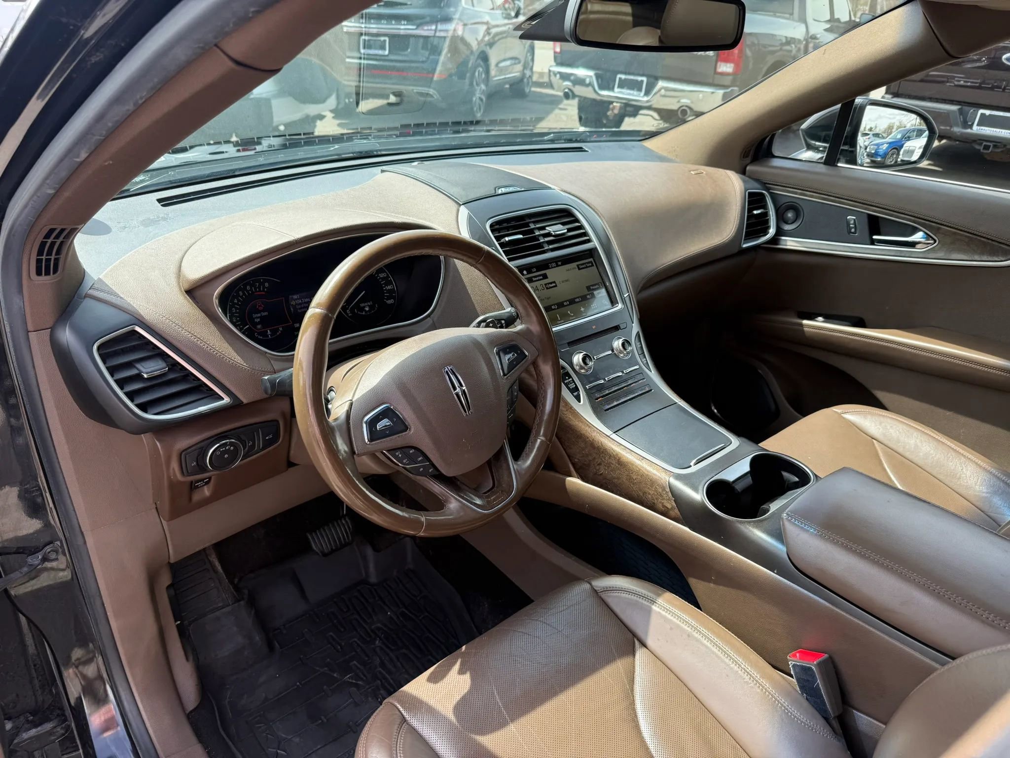 Used 2016 Lincoln MKX Reserve image 15