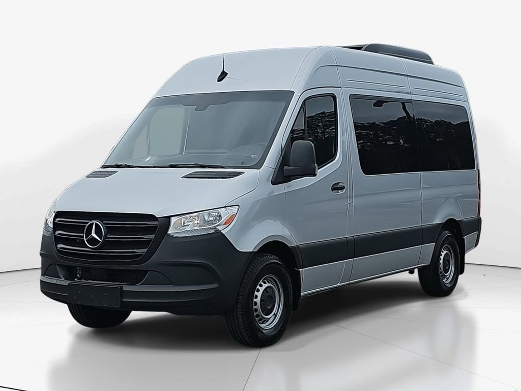 Used 2024 Mercedes-Benz Sprinter 2500 image 10