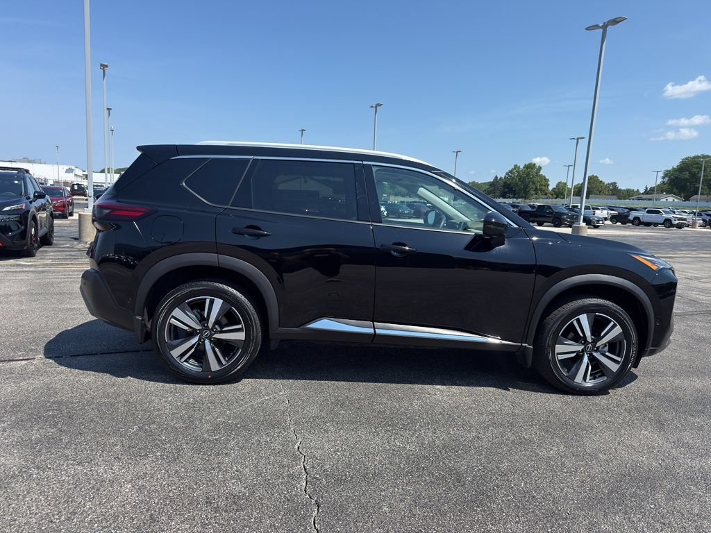 Certified 2023 Nissan Rogue SL w/ SL Premium Package AWD/4WD image 4