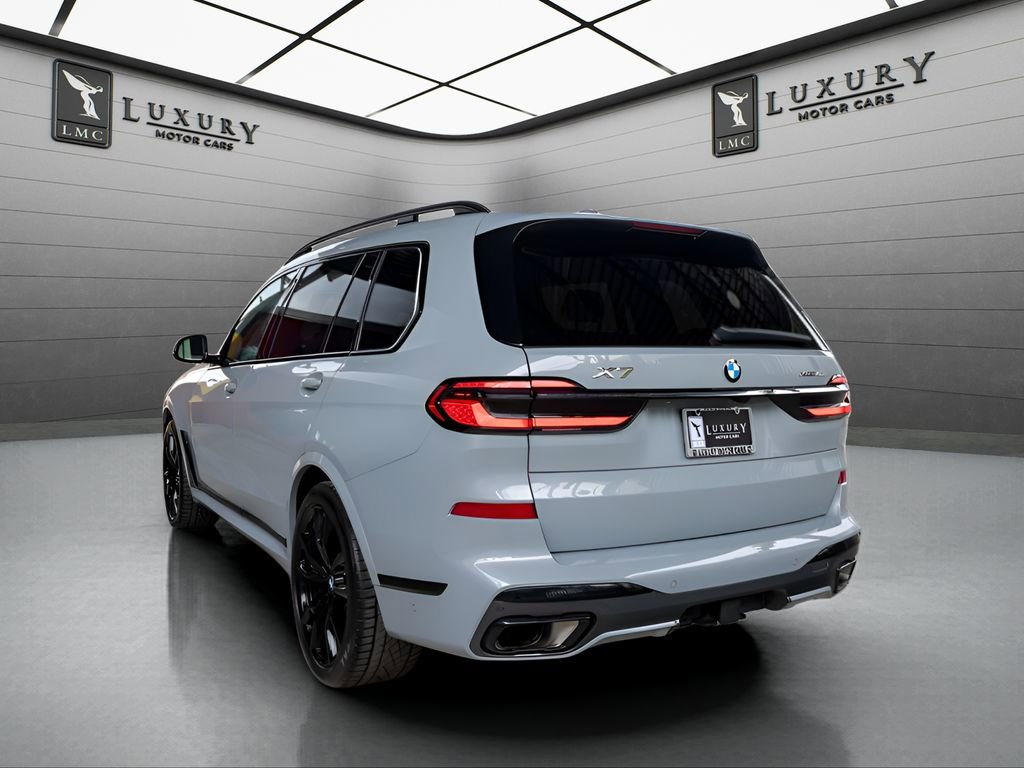 Used 2023 BMW X7 xDrive40i w/ Executive Package AWD/4WD image 6