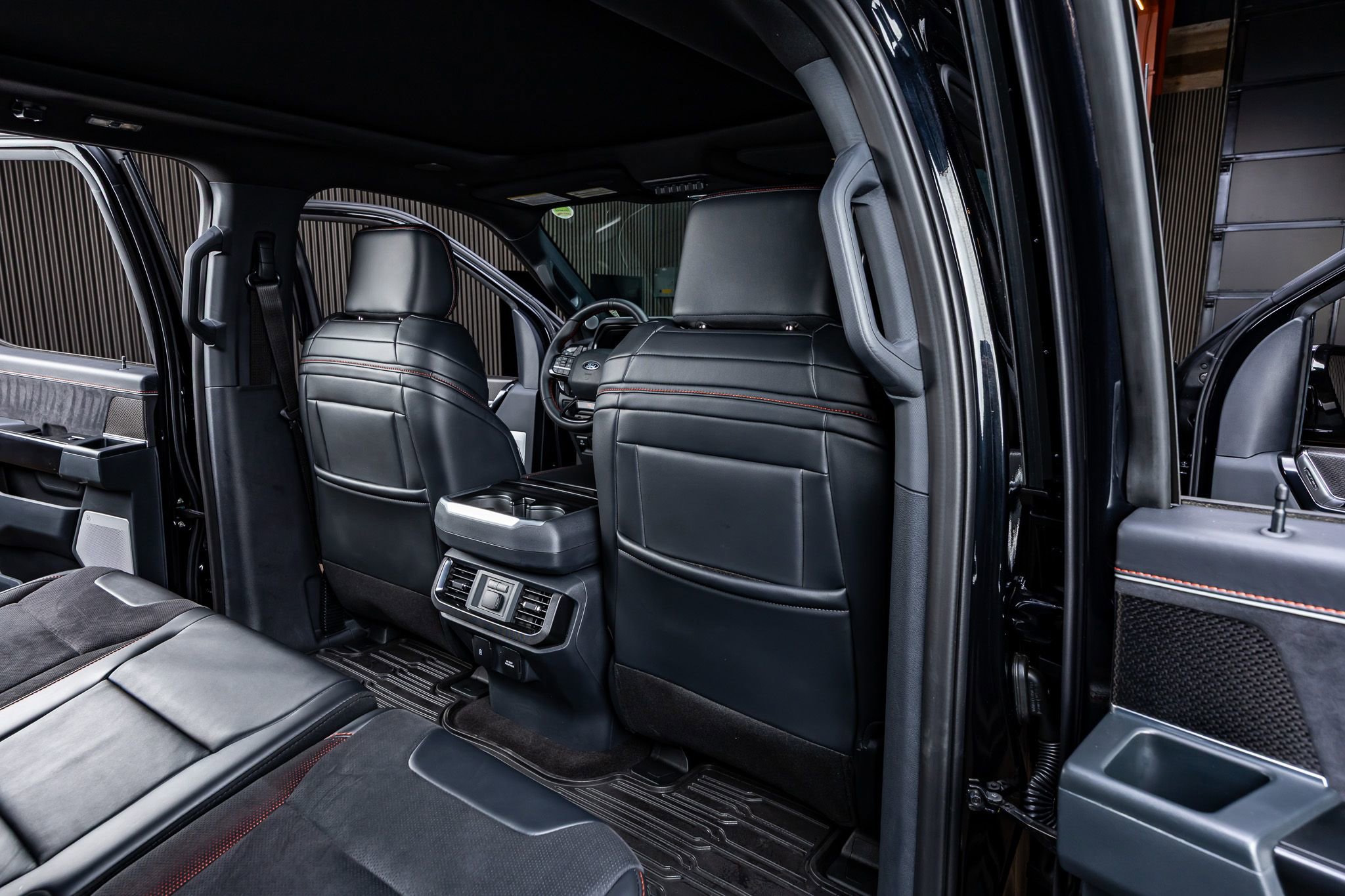 Used 2025 Ford F150 Raptor w/ Equipment Group 803A Raptor R image 32