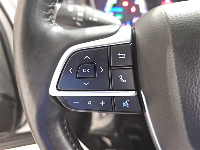 Used 2020 Toyota Highlander LE image 18