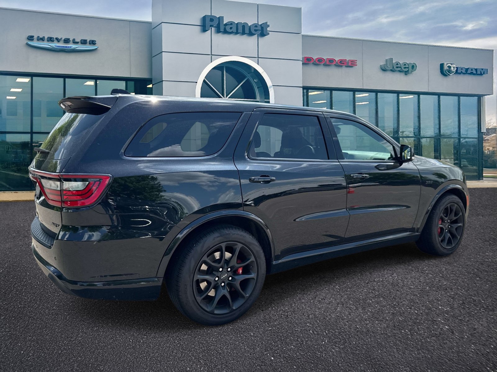 Used 2024 Dodge Durango SRT w/ Black Package AWD/4WD image 2