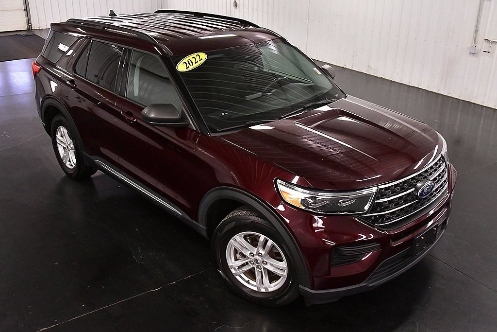 Used 2022 Ford Explorer XLT AWD/4WD image 14
