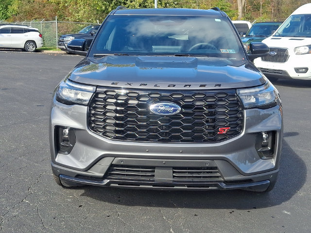 Used 2026 Ford Explorer ST w/ Sun And Sound Package AWD/4WD image 3