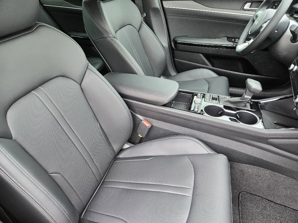 New 2026 Kia K5 EX image 10
