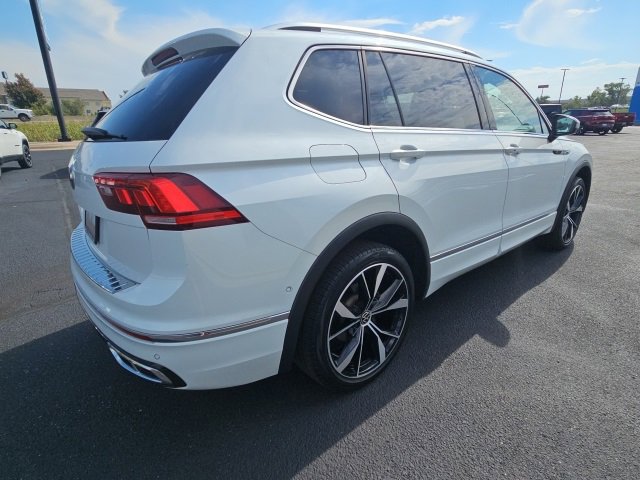 Used 2022 Volkswagen Tiguan SEL R-Line image 6