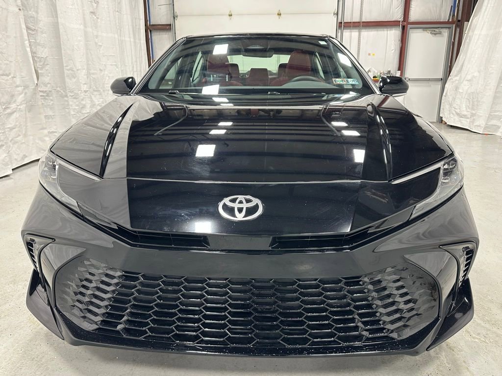 Used 2025 Toyota Camry XSE image 2